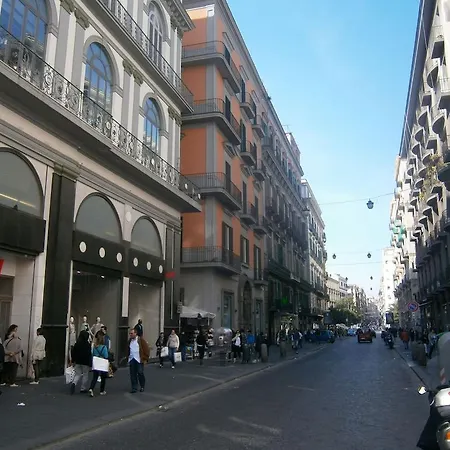 Bed & Breakfast Da Roberto Napoli